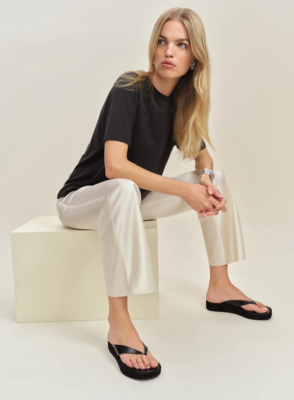 let’s-check-out-some-flat-sandals